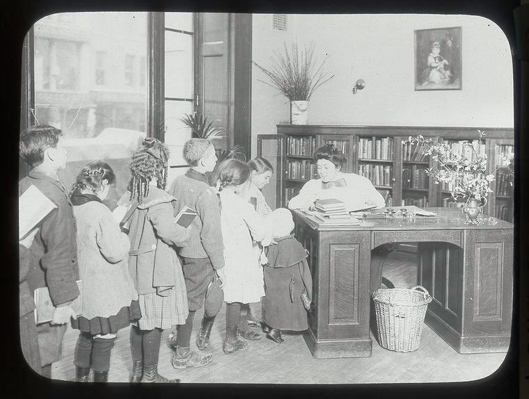Chatham Square, 31-33 E. Broadway, School Work with teacher, Digital ID 1145742, New York Public Library