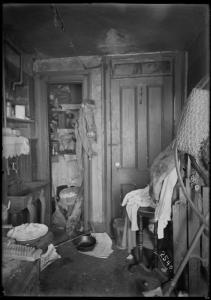 Inhabited kitchen. Digital ID: 1576438. New York Public Library