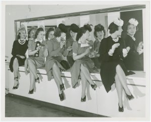 Coty - Female Guides - Looking... Digital ID: 1668797. New York Public Library