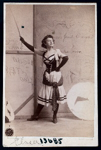 Lulu Glaser Digital ID: TH-16143. New York Public Library