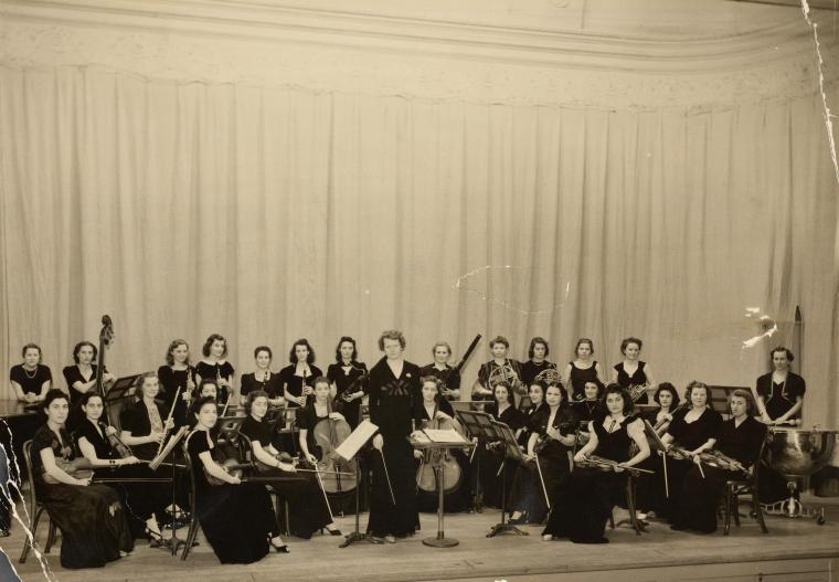 Orchestrette Classique Digital ID: 1614252. New York Public Library