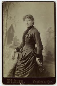 [Canadian woman, Quebec, ca. 1... Digital ID: 812303. New York Public Library