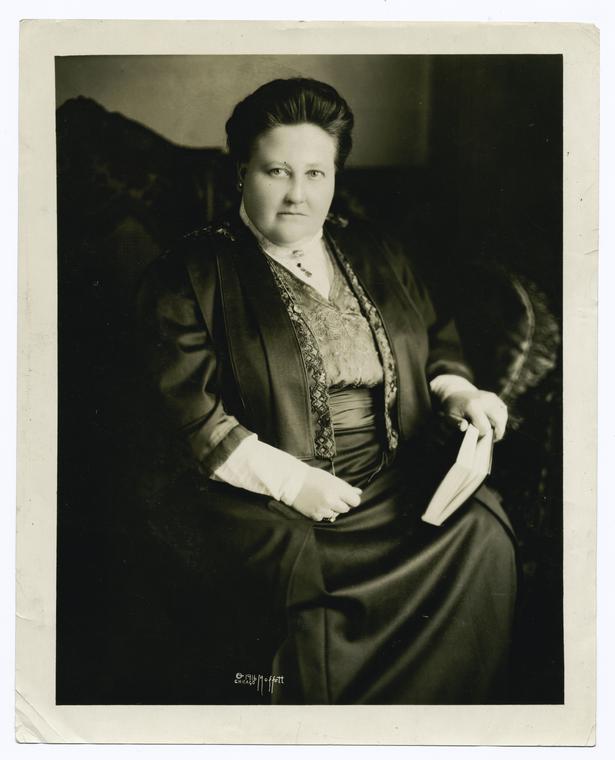 Amy Lowell, 1874-1925, Digital ID 102851, New York Public Library