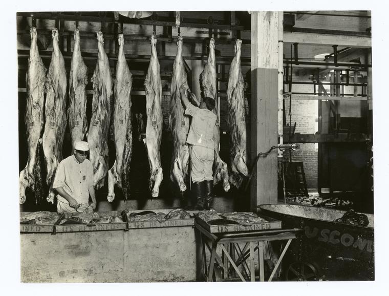 Final inspection of cattle, Digital ID 110212, New York Public Library