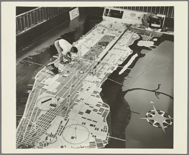 Diorama of New York City - New York City Information Center,Pershing Square, Digital ID 1558052, New York Public Library
