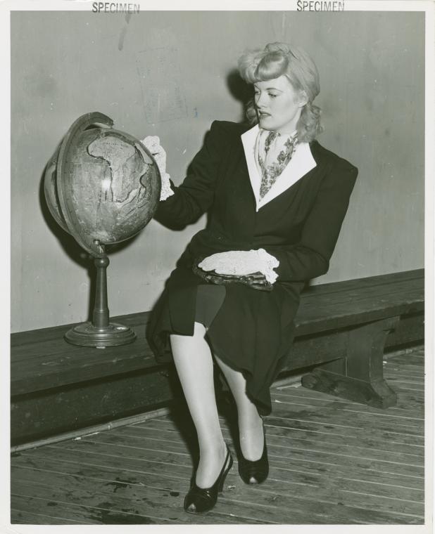 Amusements - American Jubilee - Woman with globe, Digital ID 1652571, New York Public Library