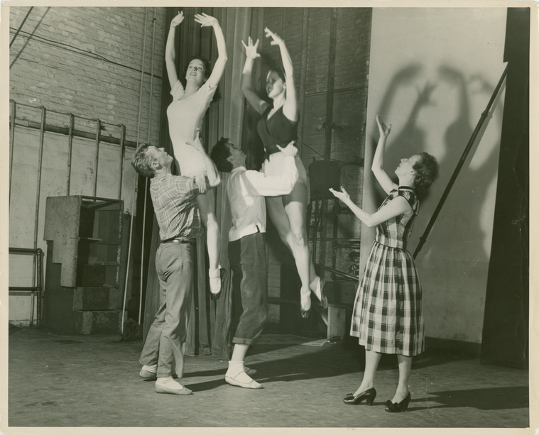 [Agnes De Mille (director and choreographer) in rehearsal with dancers in Allegro], Digital ID 1809296, New York Public Library