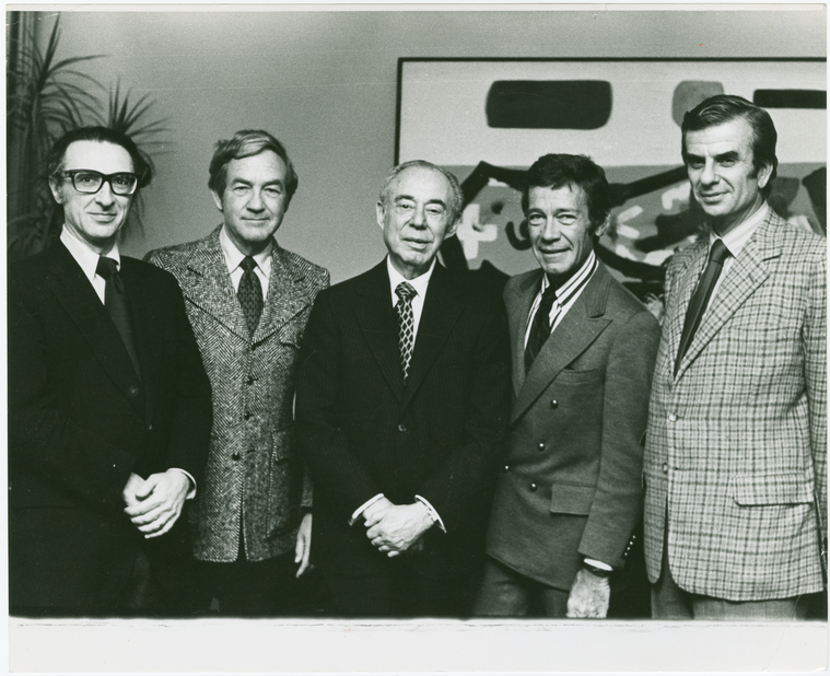 [Sheldon Harnick (lyrics), unidentified, Richard Rodgers (music), unidentified and Richard Adler (producer) at rehearsal for Rex], Digital ID 1812180, New York Public Library