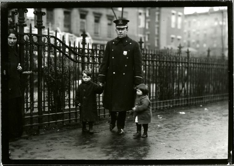 Lost and found, New York City, Digital ID 416520, New York Public Library