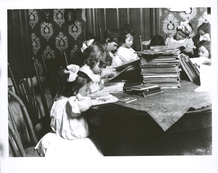 Children in free public library, Digital ID 416568, New York Public Library