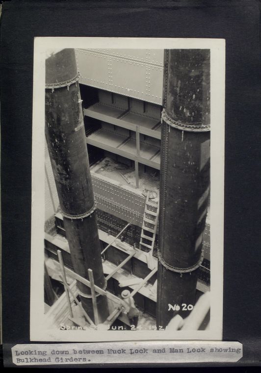 Looking down between Muck Lock and Man Lock showing bulkhead girders. Spring Street, June 24, 1921., Digital ID 435193, New York Public Library