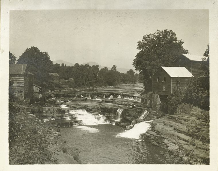 Ashokan Reservoir. Bishop's Falls, Esopus Creek, about 1/2 miles above Oliver Bridge dam site. Note horizontal strata of rock in creek bed., Digital ID 435324, New York Public Library