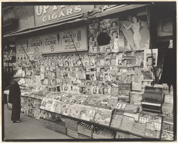 Newsstand, 32nd Street and Third Avenue, Manhattan., Digital ID 482798, New York Public Library