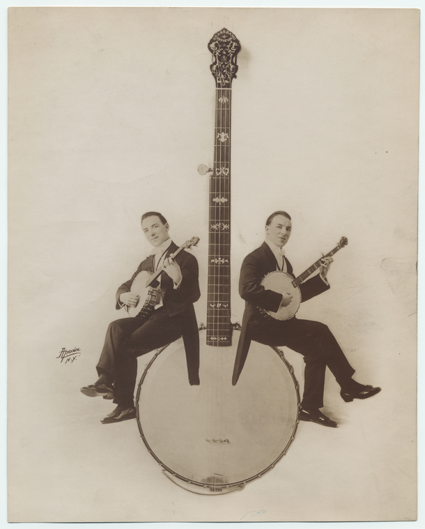 [Banjo players.], Digital ID 832323, New York Public Library