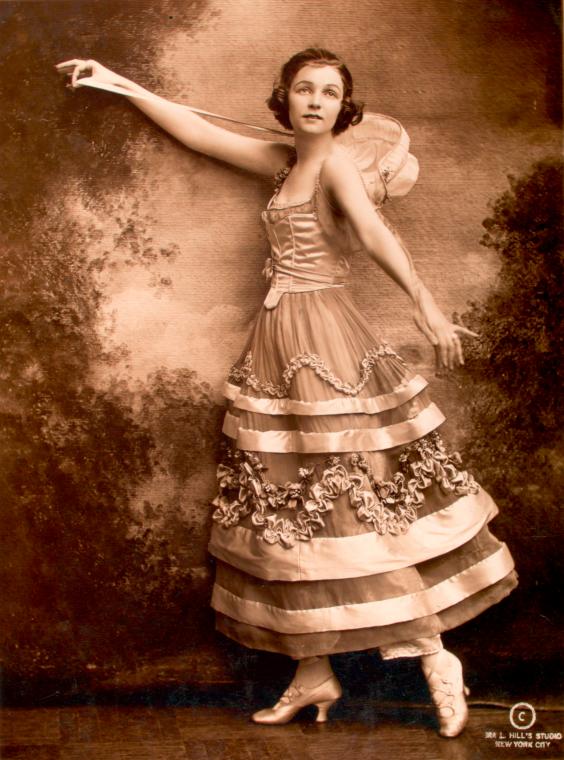 Irene Castle in dance costume / photographs by Ira L. Hill's Studio., Digital ID cas003_39x1384, New York Public Library