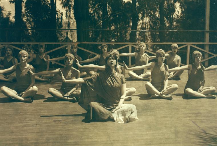 Ruth St. Denis and Denishawn dancers in Yoga meditation., Digital ID den_1246v, New York Public Library