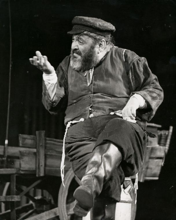 Zero Mostel in Fiddler on the Roof., Digital ID psnypl_the_5201, New York Public Library