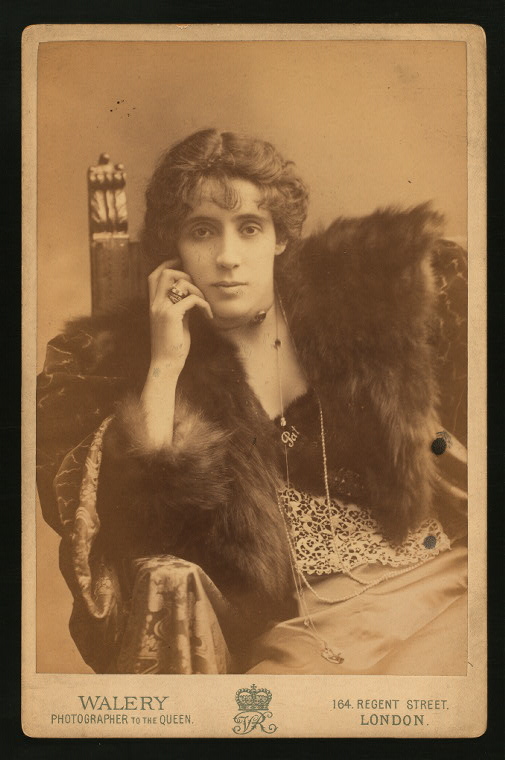 Mrs. Patrick Campbell, Digital ID th-00204, New York Public Library