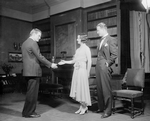 Lawrence Leslie as Curtis Maxwell, Lynn Fontanne as Ann Carr, and Charles McClelland as a butler.