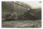 Brownhoist power scraper shovel type no. 2 handling ore in hold of boat, Pittsburgh & Conneaut Dock Co., Conneaut, Ohio.