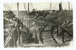 Unloading ore from boats