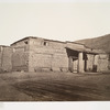 Maison du Curé, à Mitla, exterieur.