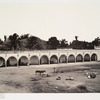 Place et Seconde Pyramide, a Izamal.