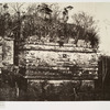Palais Des Nonnes, à Chichen-Itza, alle gauche.