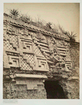 Palais Du Gouverneur, à Uxmal, detail de la Porte Principale.