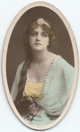 Beauties (oval)