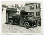 Oil delivery truck