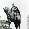 Statue of Simon Bolivar.