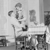 Margalo Gillmore (Jenny) and Alfred Lunt (Babe Callahan).