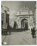 Admiral Dewey's Reception, New York City.  Sailors of the "Olympia" passing through Dewey Arch.