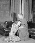 Judith Anderson as Nina and Maude Durand as Mrs. Amos Evans