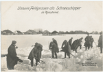 Unsere Feldgrauen als Schneeschipper in Russland.