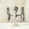 Double lamp used by George Washington. (Smithsonian Institution).