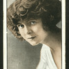 Flora Le Breton.