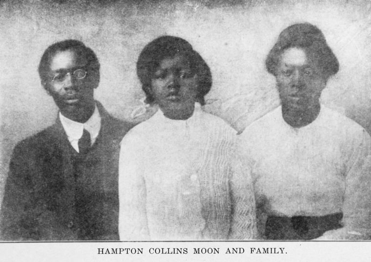 Hampton Collins Moon and family. 1921