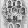 Senoras de la Liga. 11. Sra. Ana M. de Benavides. 12. Sra. Diouisia Apodaca de Bonilla. 13. Sra. Josefa Blanco de Apodaca. 14. Sra. Lorenza Geli de Coutouneau. 15. Sra. Carmen Miyares de Mantilla. 16. Sra. Isabel V. de Bonilla. 17. Sra. Mariana Rivero de