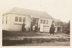Great Kills, Exterior, people and children on path