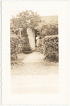 Great Kills, Exterior, woman at front door