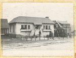Great Kills, Exterior, children on front path