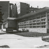 Mosholu, Exterior