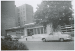 Mosholu, Exterior, two cars in front