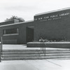 Pelham Bay, Exterior, Entrance