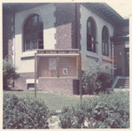 Port Richmond, Exterior, Sign