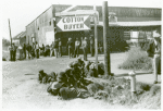Negro section of town, Saturday afternoon, Belzoni, Mississippi, November 1939.