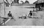 Magandjas. -- Tisserands au travail.