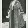 Mrs. Sarah Ann Lees, Oldham város polgármestere [mayor of Oldham].